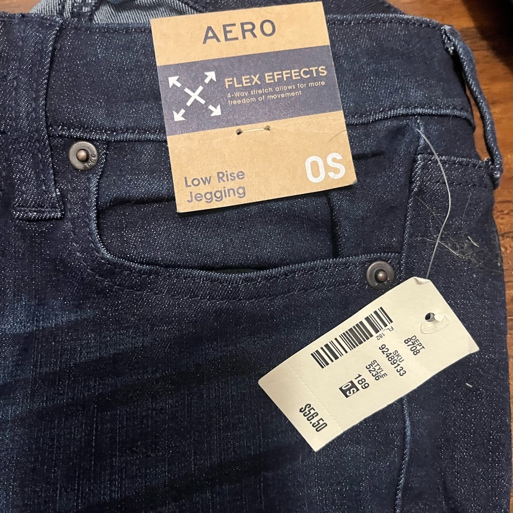 Women bran new dark blue jeans with tags